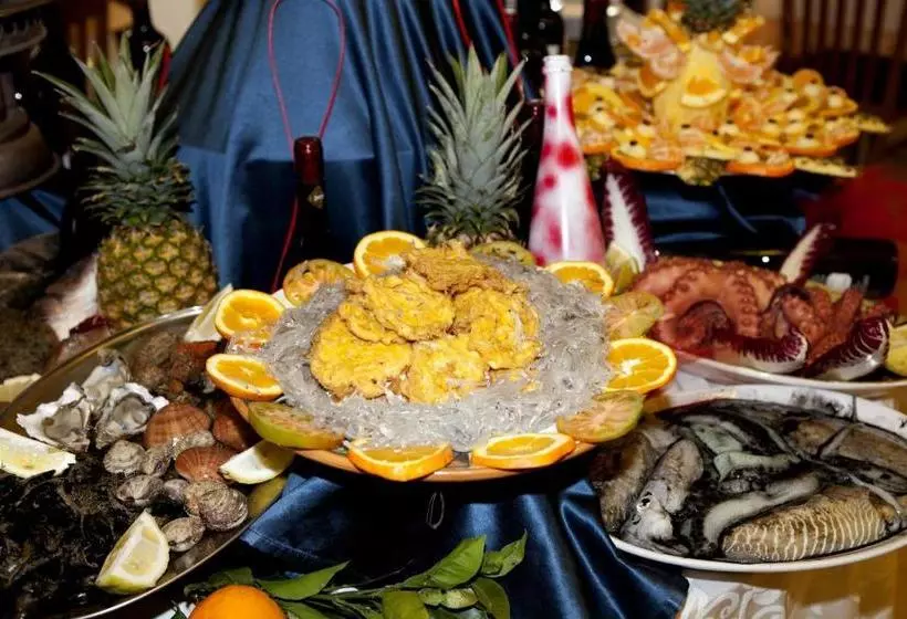 ホテル Panorama Del Golfo