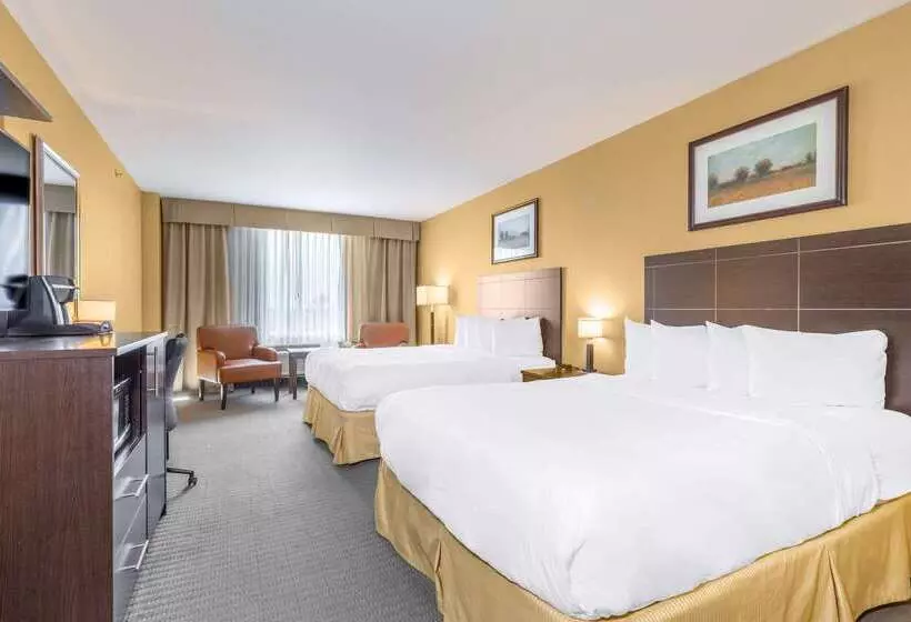 호텔 Quality Inn & Suites Victoriaville