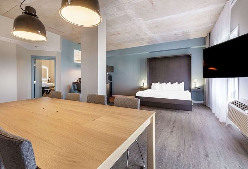 호텔 Quality Inn & Suites Victoriaville