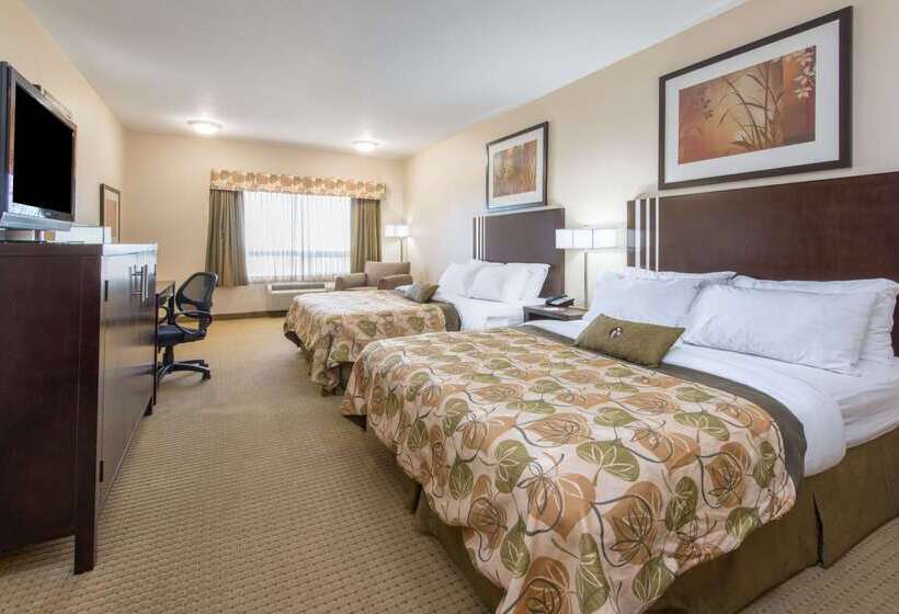 בית מלון כפרי Ramada By Wyndham Wainwright