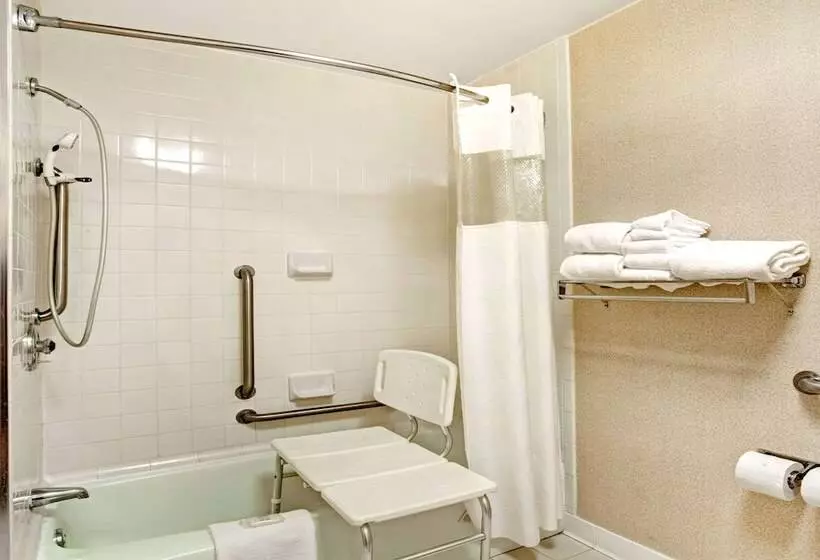 호텔 Ramada By Wyndham West Memphis