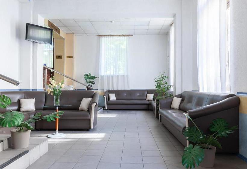 בית מלון כפרי Tourist