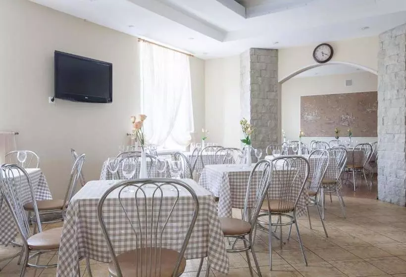 בית מלון כפרי Tourist