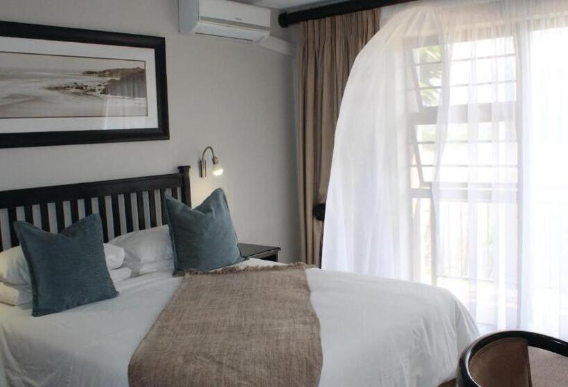 Blue Lagoon Hotel And Conference Centre