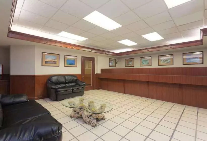 酒店 Days Inn By Wyndham Crystal River