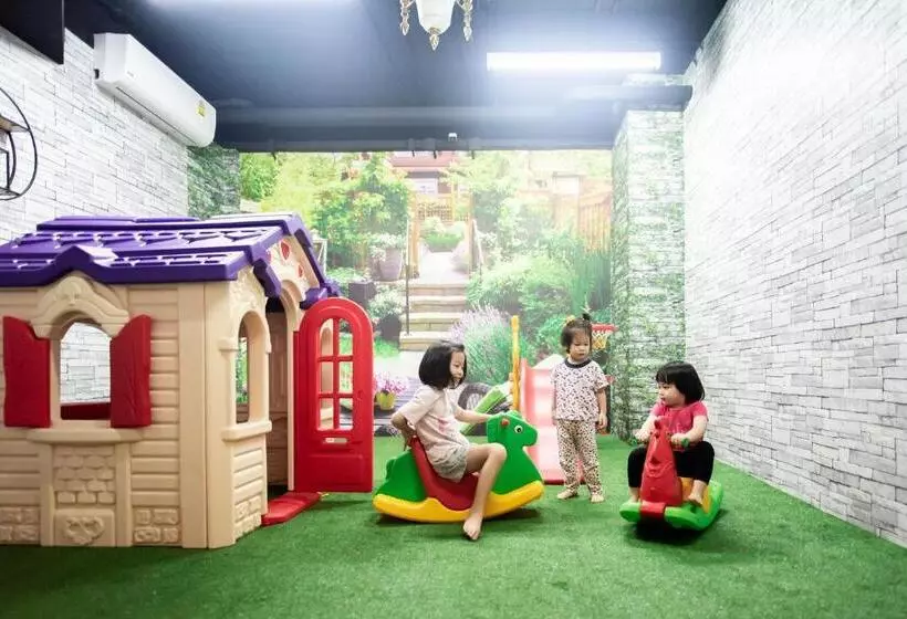 Grand Howard Hotel Bangkok