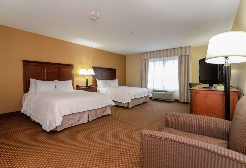 בית מלון כפרי Hampton Inn & Suites Detroit/chesterfield Township