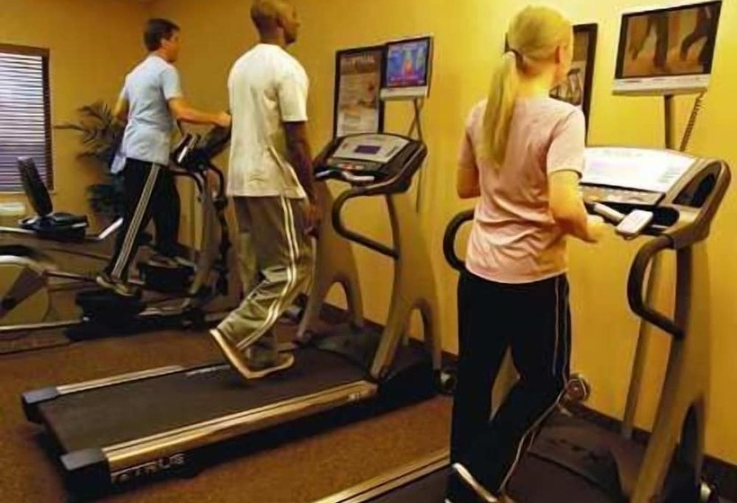 בית מלון כפרי Hampton Inn & Suites Detroit/chesterfield Township