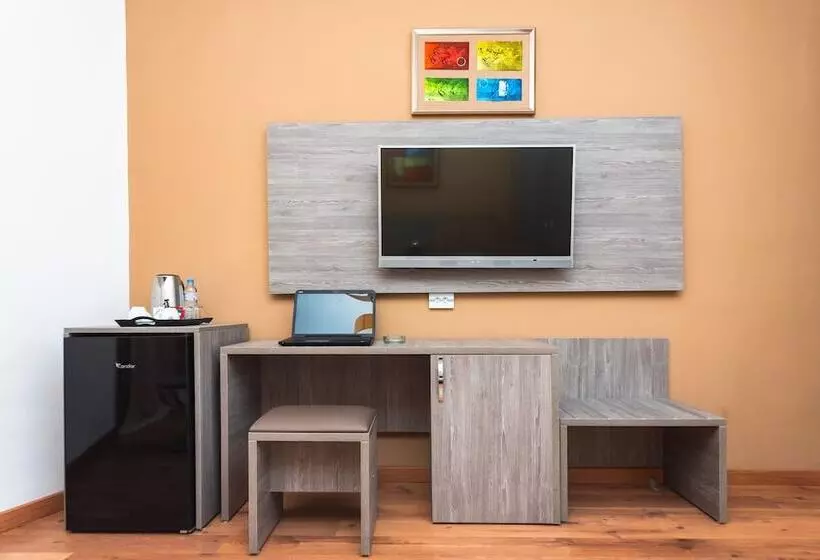 هتل Hôtel Suisse