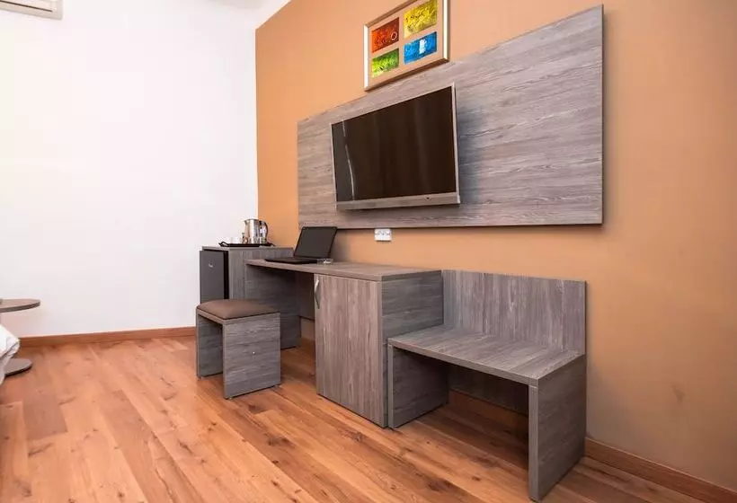 هتل Hôtel Suisse