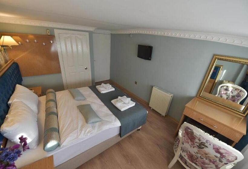 ホテル İsta Golden Palace