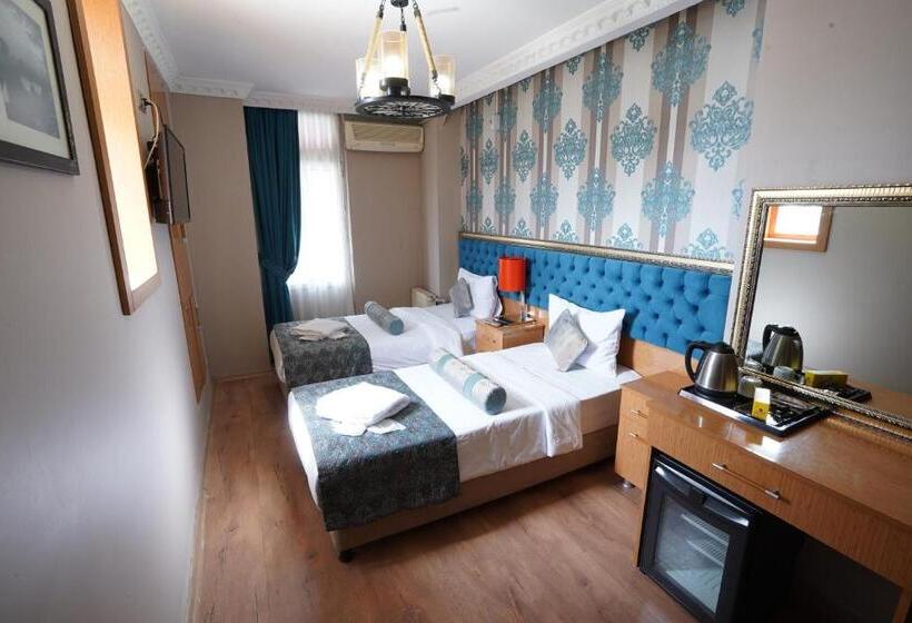 ホテル İsta Golden Palace