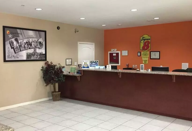 酒店 Super 8 By Wyndham Brenham Tx