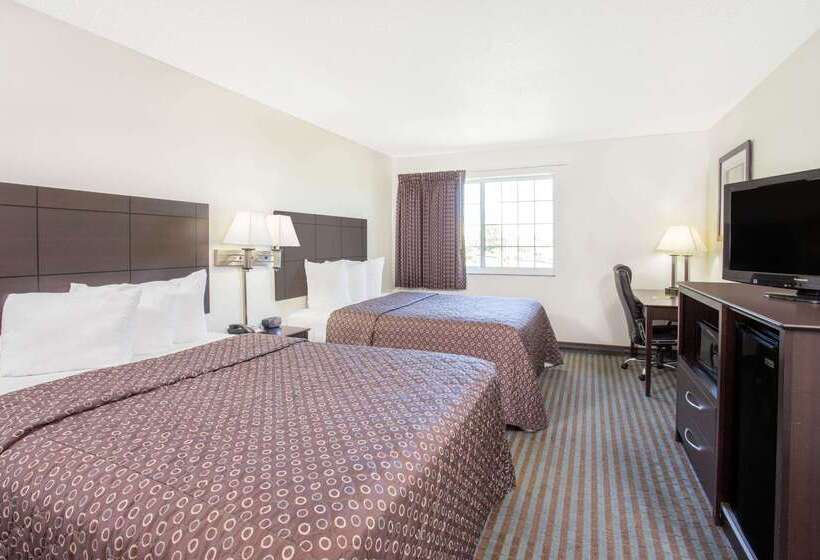 ホテル Super 8 By Wyndham Cedar Falls