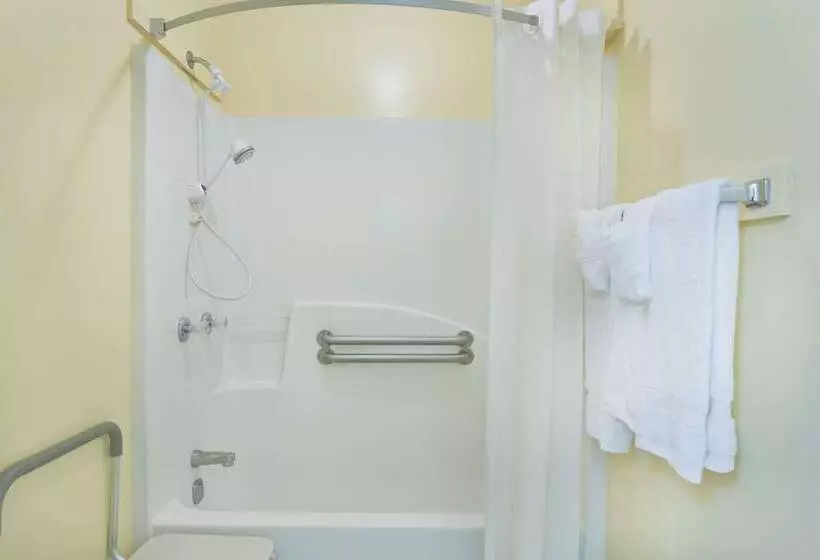 호텔 Super 8 By Wyndham Chipley