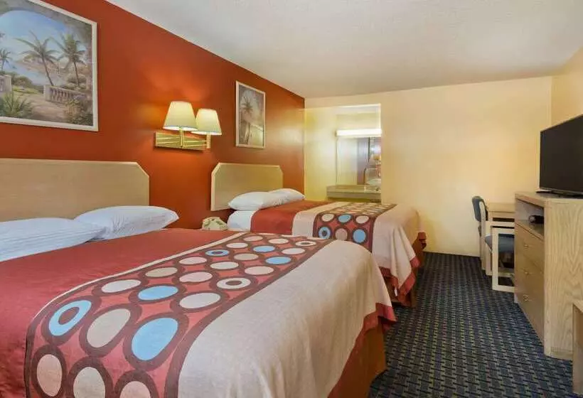 호텔 Super 8 By Wyndham Chipley