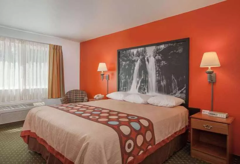 酒店 Super 8 By Wyndham Cloverdale Wine Country