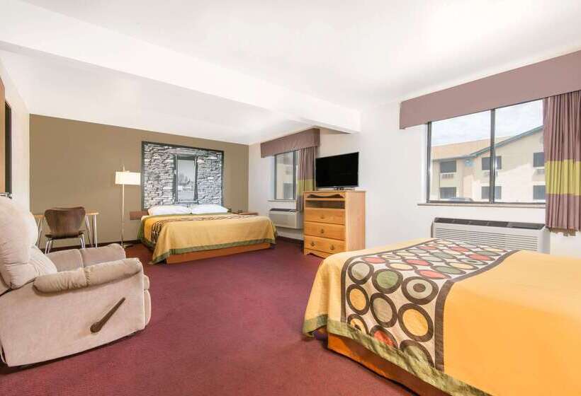 Отель Super 8 By Wyndham Santa Rosa