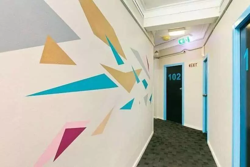 הוסטל Mad Monkey Downtown