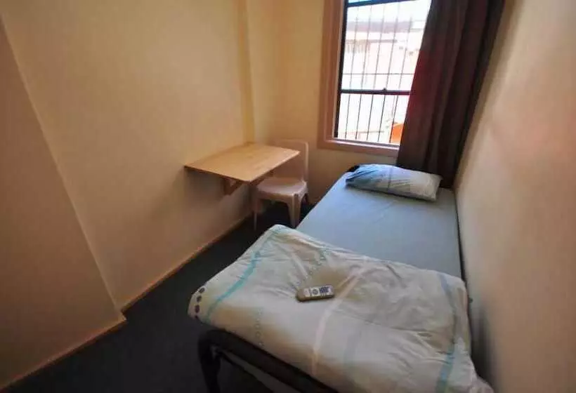 הוסטל Mad Monkey Downtown