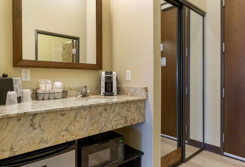 호텔 Best Western Plus Lacey Inn & Suites