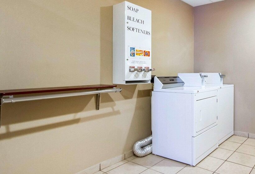 Отель Comfort Suites Florence Shoals Area