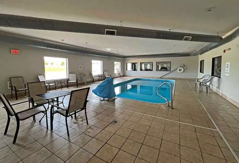 ホテル Comfort Suites Jacksoncape Girardeau