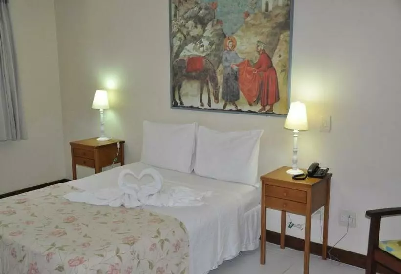 Отель Ferradura Parque Pousada