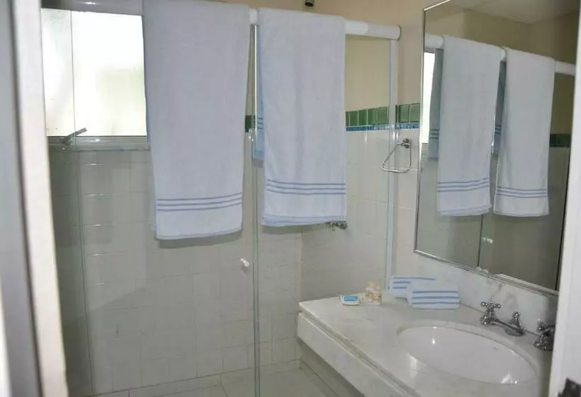 Отель Ferradura Parque Pousada