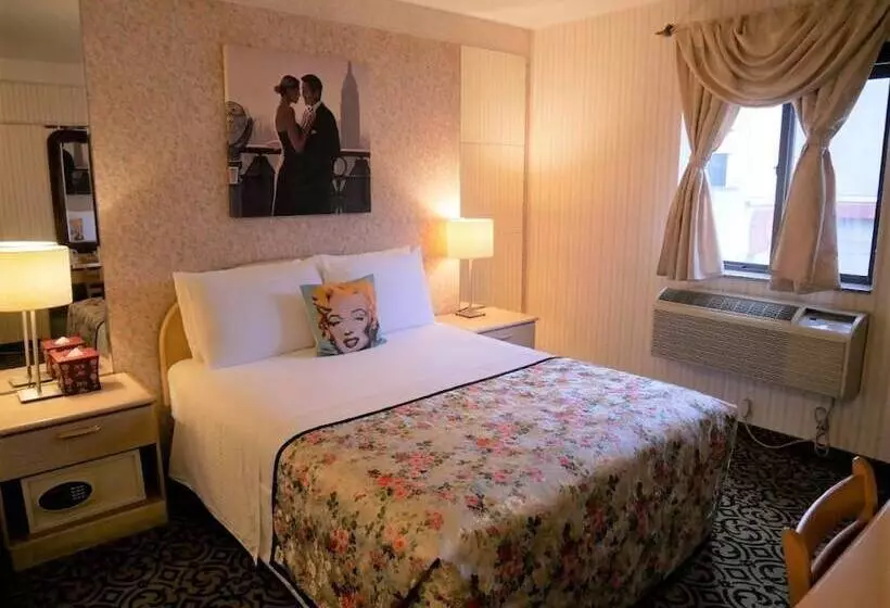 Flushing Central Hotel 88