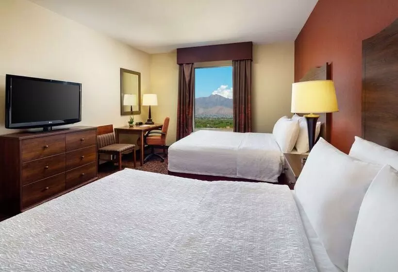 ホテル Hampton Inn & Suites Scottsdale At Talking Stick