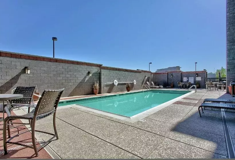 ホテル Hampton Inn & Suites Scottsdale At Talking Stick