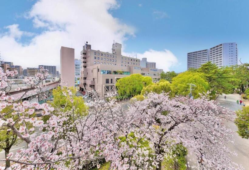 فندق Minamisenri Crystal