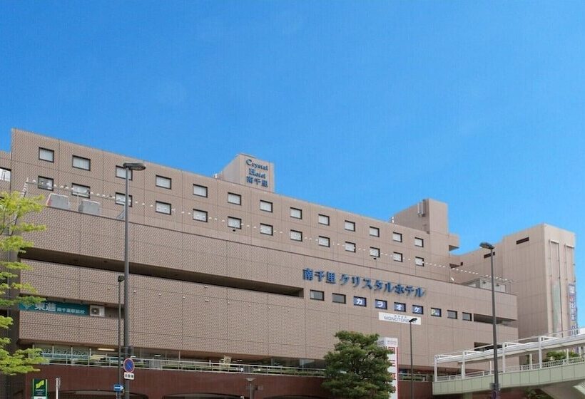 فندق Minamisenri Crystal