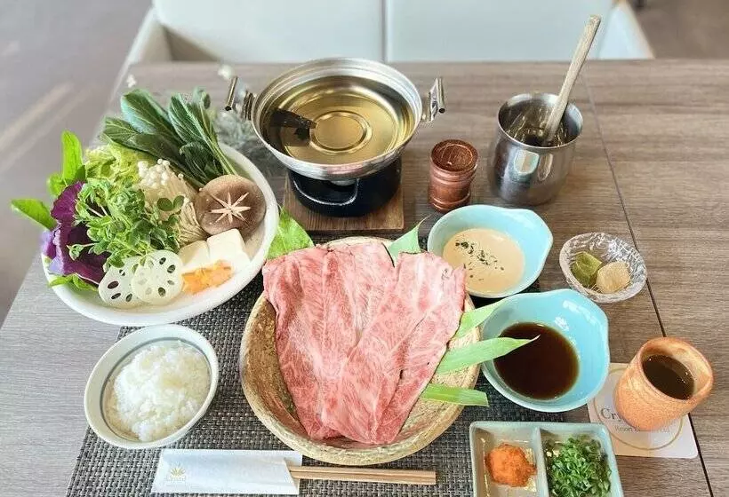 ホテル Minamisenri Crystal