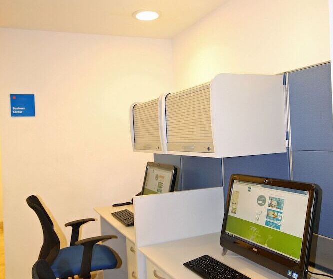 Отель One Ciudad Del Carmen Concordia