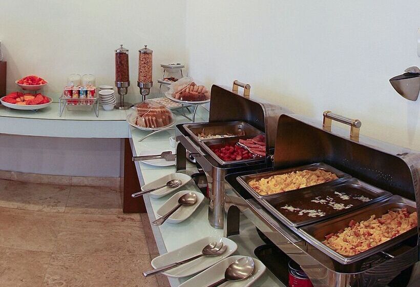 Отель One Ciudad Del Carmen Concordia