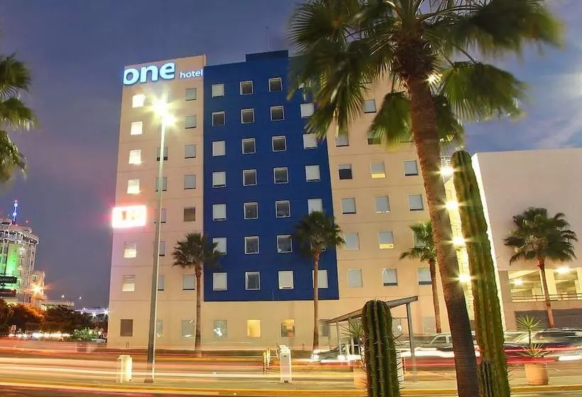 Отель One Culiacan Forum