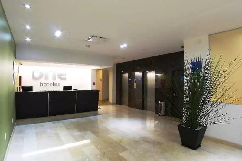 Отель One Culiacan Forum