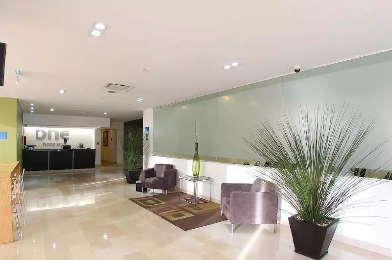 Отель One Culiacan Forum