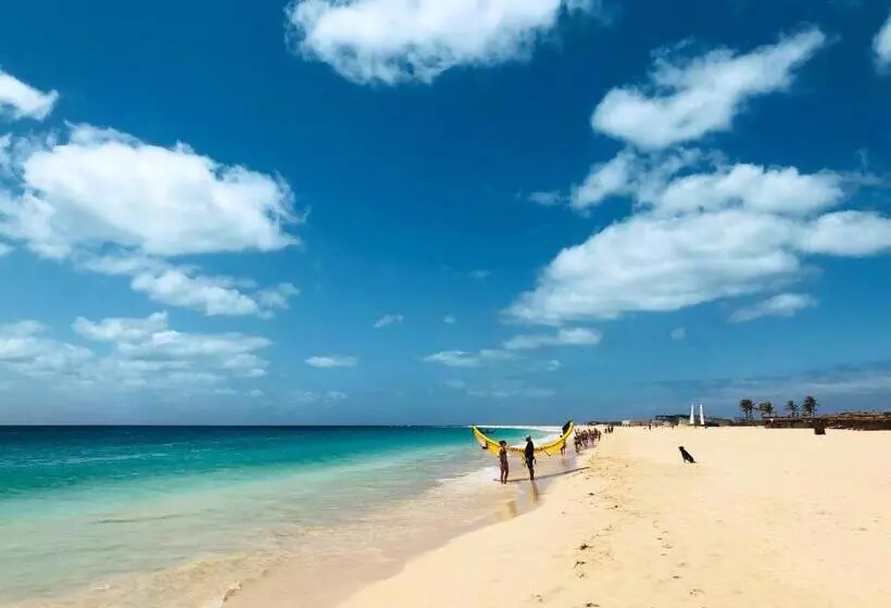 استراحتگاه Agua Hotels Sal Vila Verde