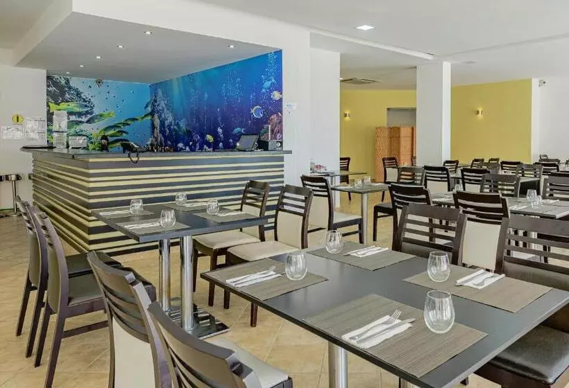 استراحتگاه Agua Hotels Sal Vila Verde