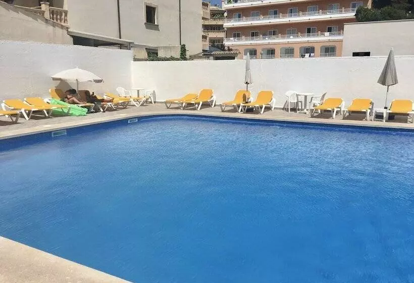 Apartaments La Perla Negra