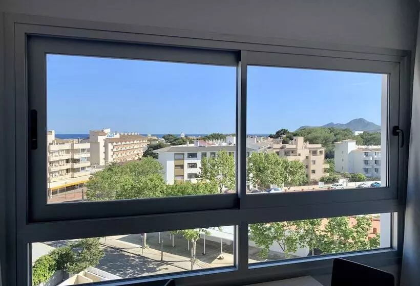 Apartaments La Perla Negra