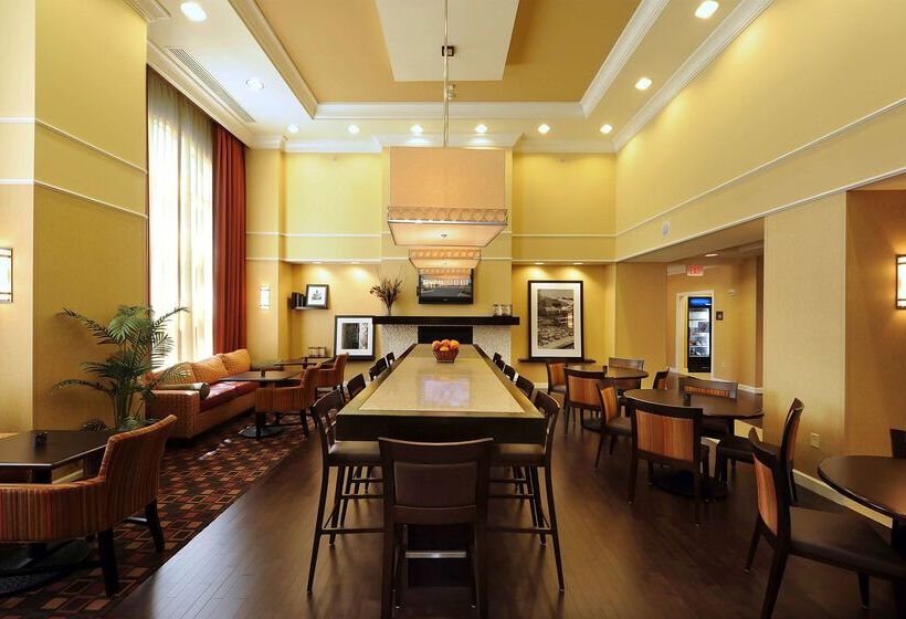 Hampton Inn Suites Scottsboro