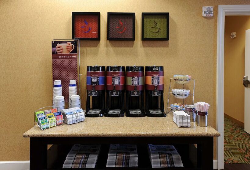 Hampton Inn Suites Scottsboro