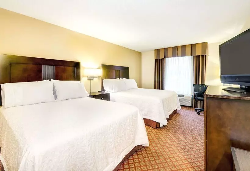 Hampton Inn Suites Scottsboro