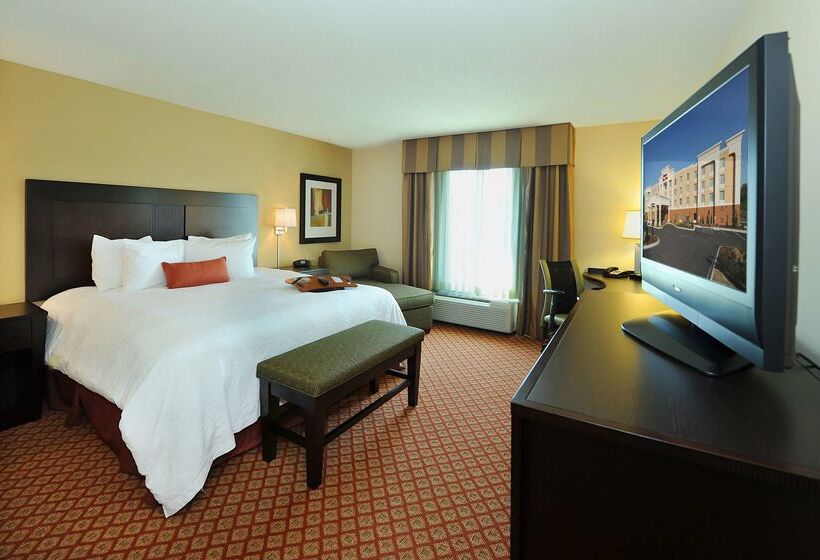 Hampton Inn Suites Scottsboro