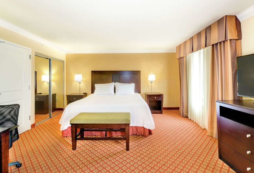 Hampton Inn Suites Scottsboro