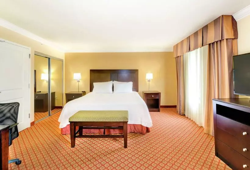 Hampton Inn Suites Scottsboro